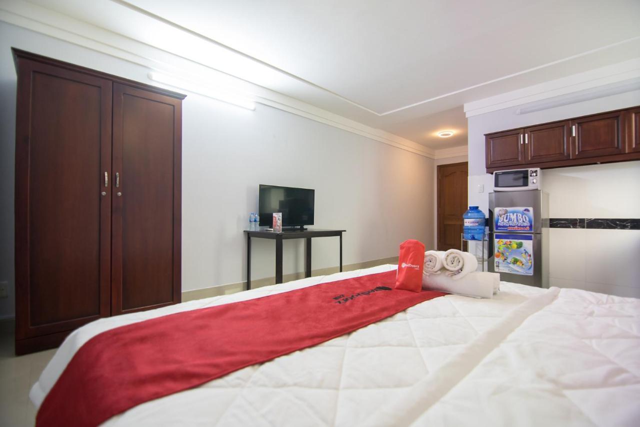 הו צ'י מין סיטי Reddoorz Near Hoa Lu Stadium מראה חיצוני תמונה